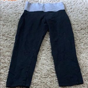 Cropped workout pants